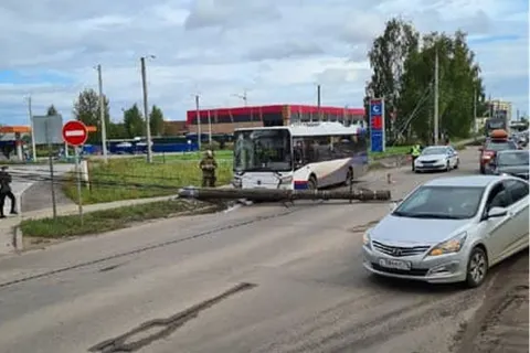 Два пассажира автобуса пострадали в ДТП в Ярославле