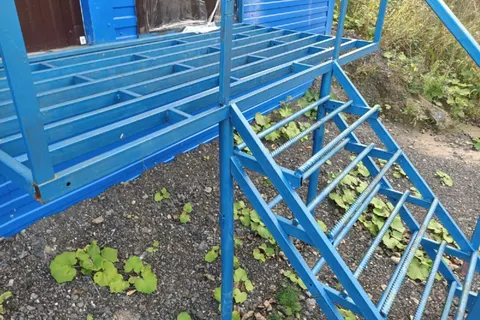 В Ярославле возвели физкультурно-оздоровительный сарай