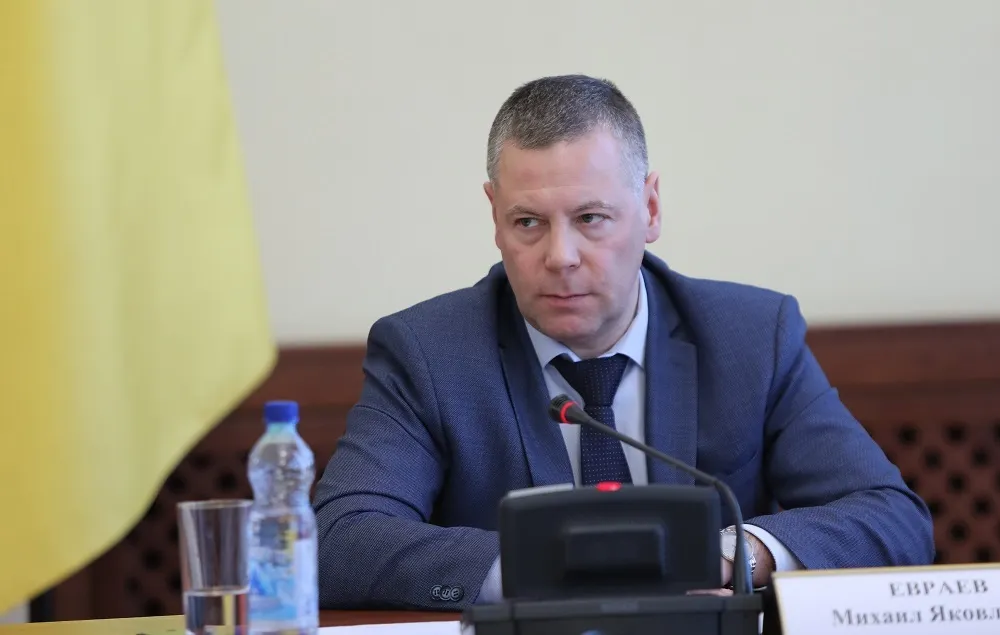 Врио ярославского губернатора потребовал усилить контроль за большегрузами на дорогах