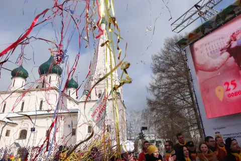 В Ярославле более двух тысяч человек «дали пять» друг другу
