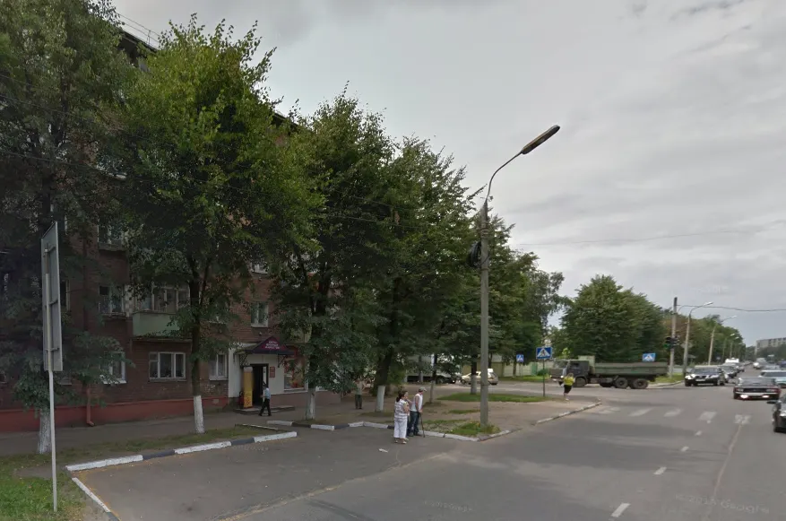 В Ярославле полицейские доставили домой женщину, не помнящую своего адреса