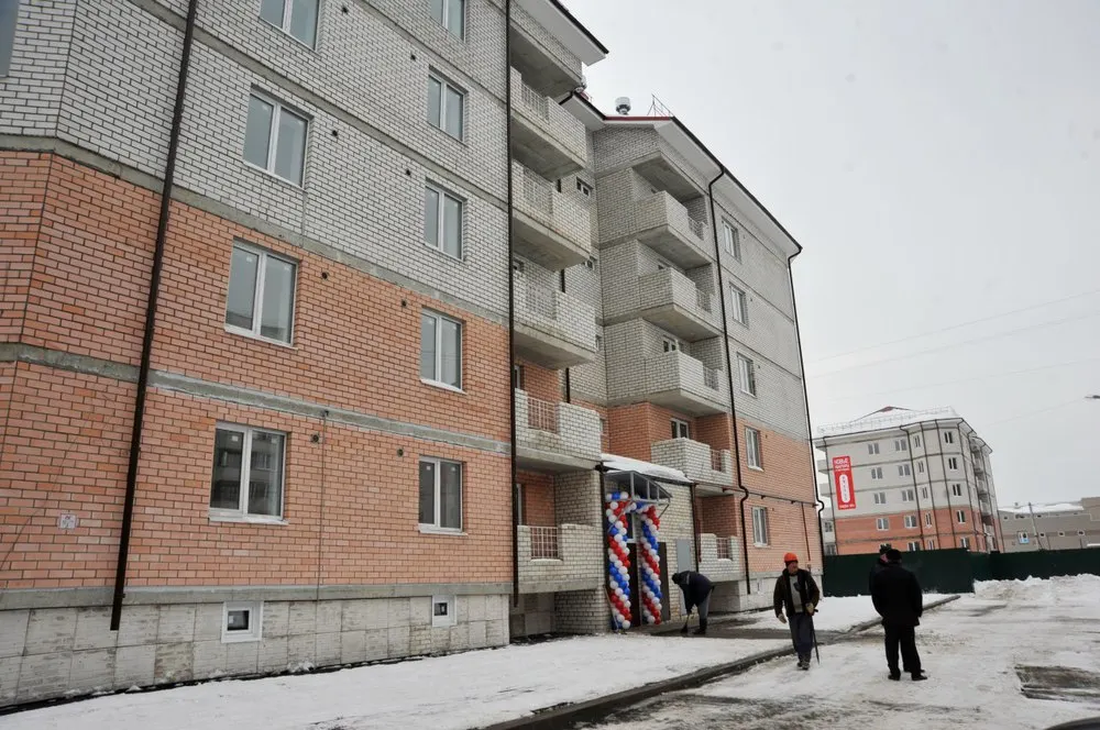 Еще одни обманутые дольщики в Ярославле получили ключи от квартир