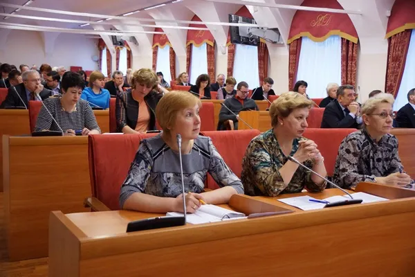 В Ярославской областной думе состоялся «бюджетный ликбез»