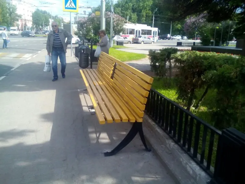 В Ярославле массово пропадают остановочные урны