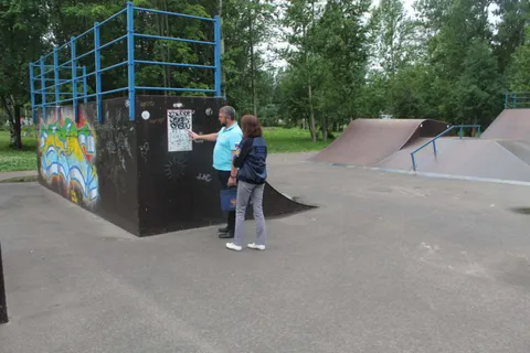 В Ярославской области на спортплощадке обнаружено лежбище бомжей