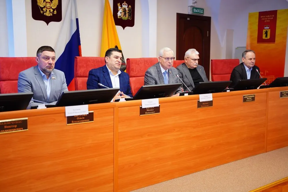 В облдуме поддержали налоговые льготы для помощи «Шиннику» и «Ярославичу»