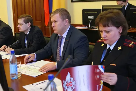 Сергей Ястребов обозначил задачи, стоящие перед регионом в миграционной сфере