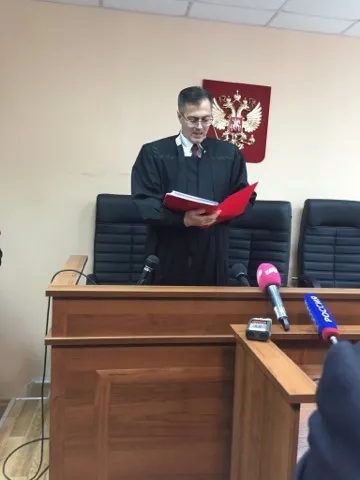 Удочеренные мосейцевские девочки перестали быть Любимовыми