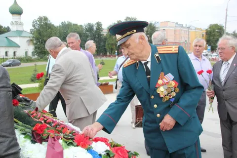 В Ярославль съехались выпускники  военного финансово-экономического училища
