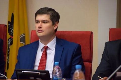 Проект бюджета Ярославской области на 2016 принят в первом чтении