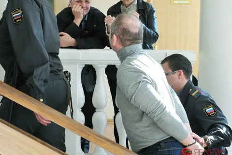 В Ярославле началось рассмотрение дела экс-директора филиала «Россельхозбанка» Андрея Лебедева. С фото
