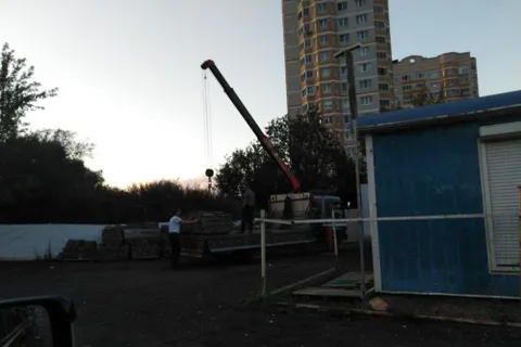 Снятая с ярославских улиц плитка уходит налево?
