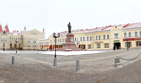 В Ярославской области отреставрировали Красную площадь: фото