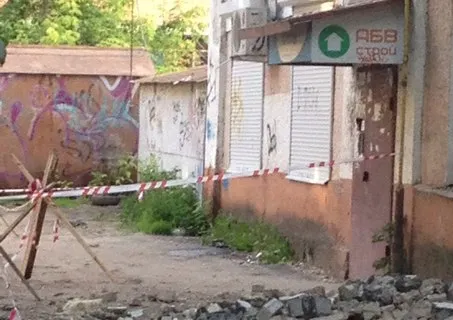 В жилом доме в Ярославле рухнула часть стены
