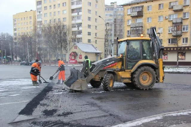 На дорогах Ярославля заканчивают ремонтные работы