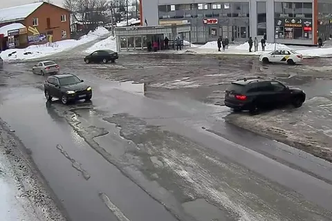 Ярославль утонул в первый день весны