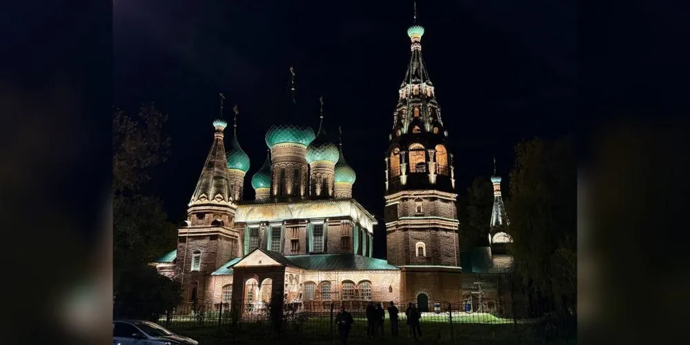 В Ярославле подсветили церковь Николы Мокрого