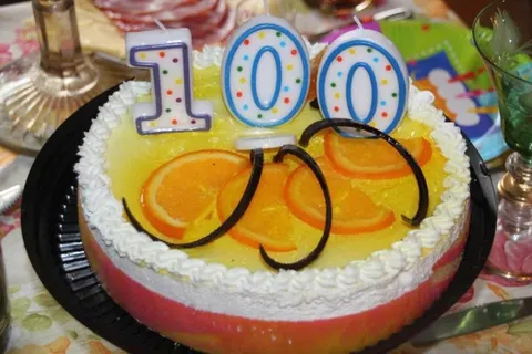 Ярославцу Ивану Ивановичу Шибанову сегодня исполнилось 100 лет
