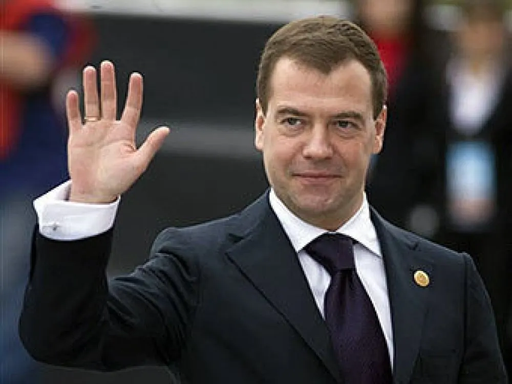 Дмитрий Медведев поздравил всех, кто отмечает юбилей Толги