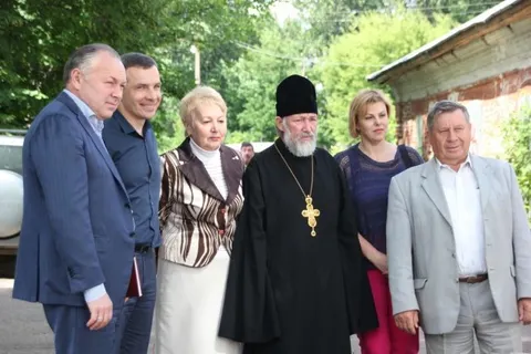На Петропавловский храм в Ярославле установили семь колоколов