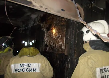 В Ярославле из горящего дома эвакуировали 17 человек