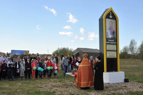 На родине Ушакова в Рыбинском районе посажено четыреста молодых сосен