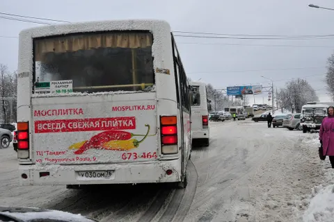 Пробка на Октябрьском мосту в центре Ярославля рассосалась