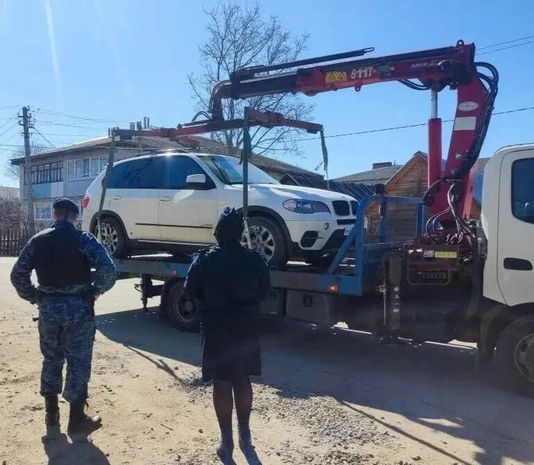 Ярославский косметолог осталась без дорогого БМВ из-за крупного долга