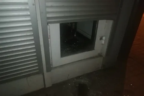 В центре Ярославля обокрали кафе