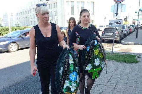 В Ярославле «похоронили» общественный транспорт