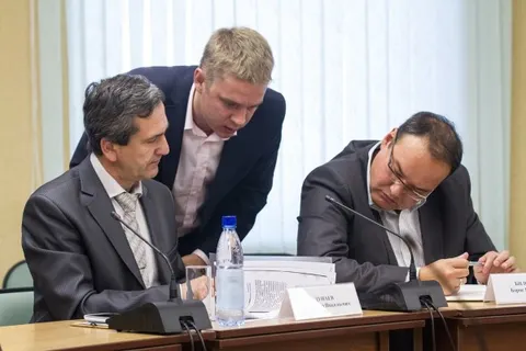 В Ярославле продолжается строительство училища олимпийского резерва по хоккею