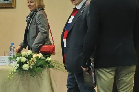 Олег Табаков в Ярославле дал пресс-конференцию. Фоторепортаж
