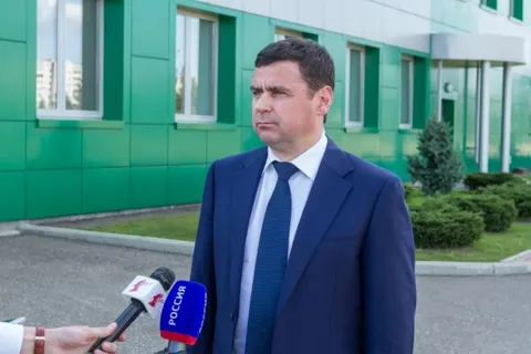 Дмитрий Миронов посетил фармацевтические предприятия Ярославской области