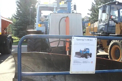 В Рыбинске прошел смотр дорожной техники