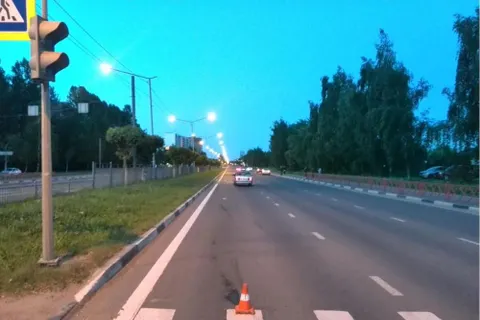 Ночью в Ярославле мотоциклист насмерть сбил спешившегося велосипедиста