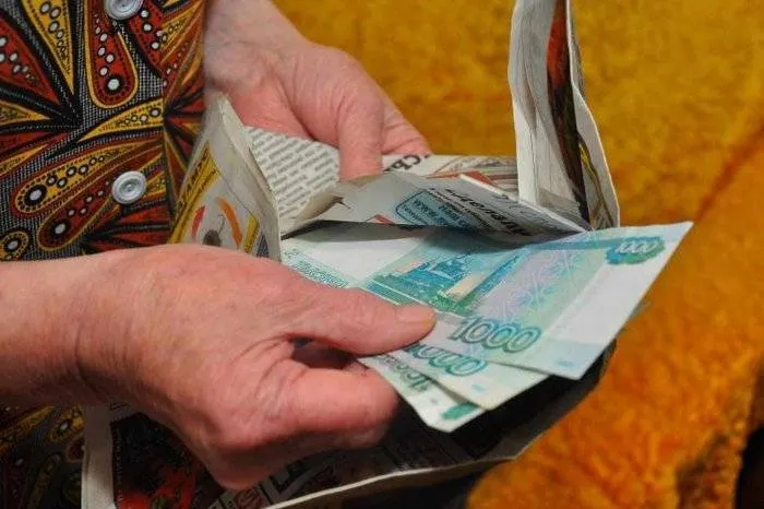 В Ярославской области рецидивист с подельницами грабили одиноких пенсионеров
