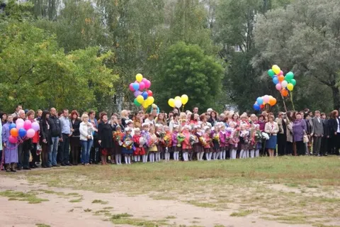 В Ярославле прошли традиционные торжественные линейки