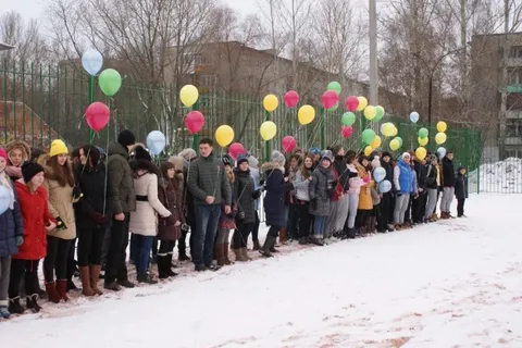 В Ярославле открыли многофункциональную спортивную площадку