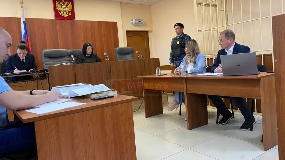 Экс-главе ярославского депздрава дали условный срок