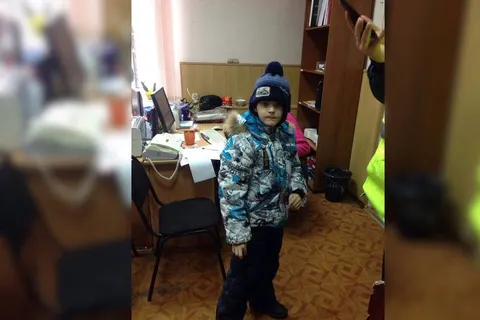 Срочно! В Ярославле в троллейбусе нашли мальчика: ищут родителей 