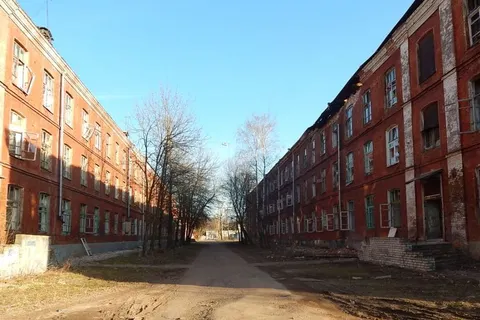 В Ярославле по кирпичику разворовывают памятники истории и архитектуры (с фото)
