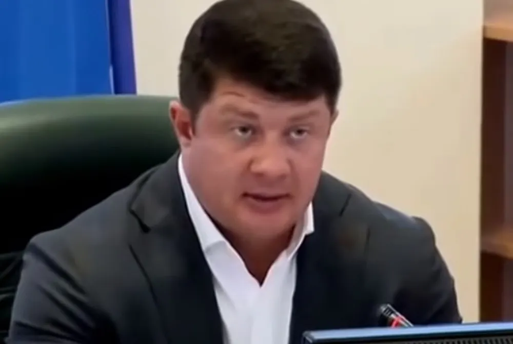 Благодаря щенку Владимир Слепцов опять возглавил медиарейтинг мэров