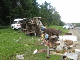 В Ярославской области в ужасном ДТП фура разлетелась на куски