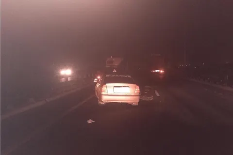В Ярославле пьяный водитель налетел на отбойник