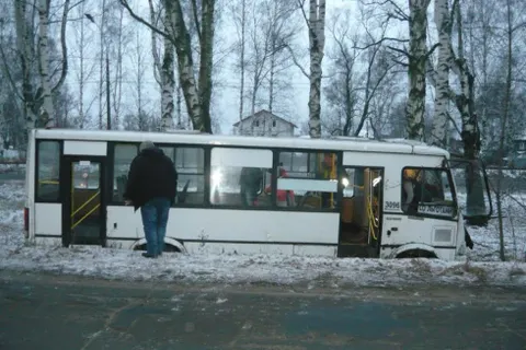 В Ярославле водителю автобуса 22 стало плохо за рулем