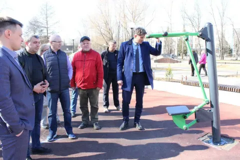 В Ярославле Юбилейный парк обещают благоустроить раньше «Озерной гривки»