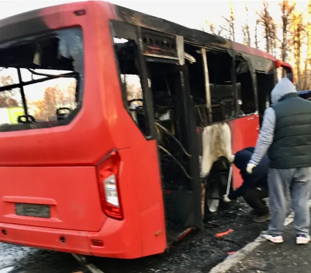 В Ярославле сгорел рейсовый автобус