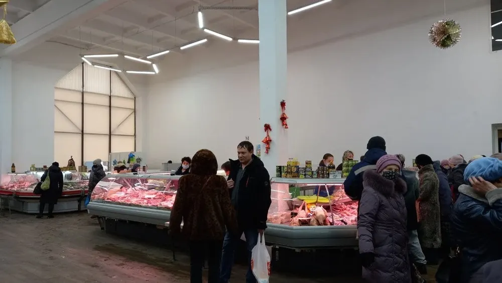 В Ярославле продлят договора с предпринимателями Заволжского рынка
