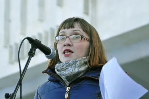 На митинг в поддержку мэра Ярославля собралось около двухсот человек. Фоторепортаж