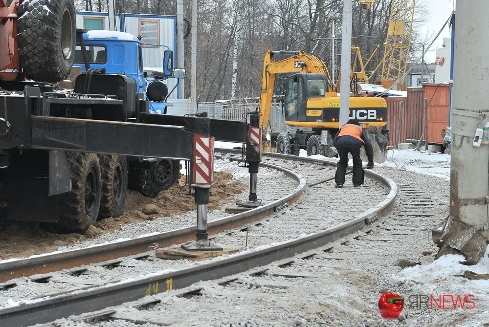 В Ярославле завершаются работы по устройству временного разворотного кольца трамвая. Фоторепортаж